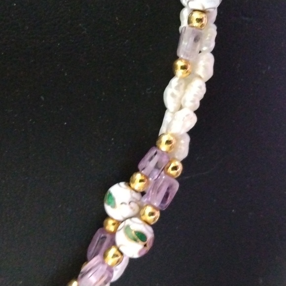 VINTAGE 3 STRAND BIWA PEARLS, AMETHYST, CLOISSONE BEADS ACCENTED WITH GOLD TONE - Picture 2 of 4